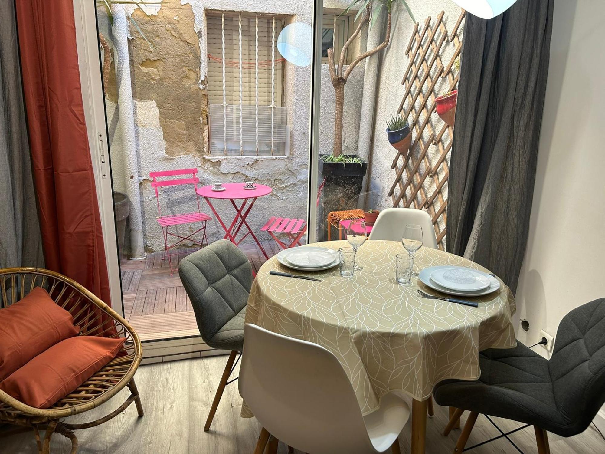 Le Patio De Montpellier Apartment Exterior photo